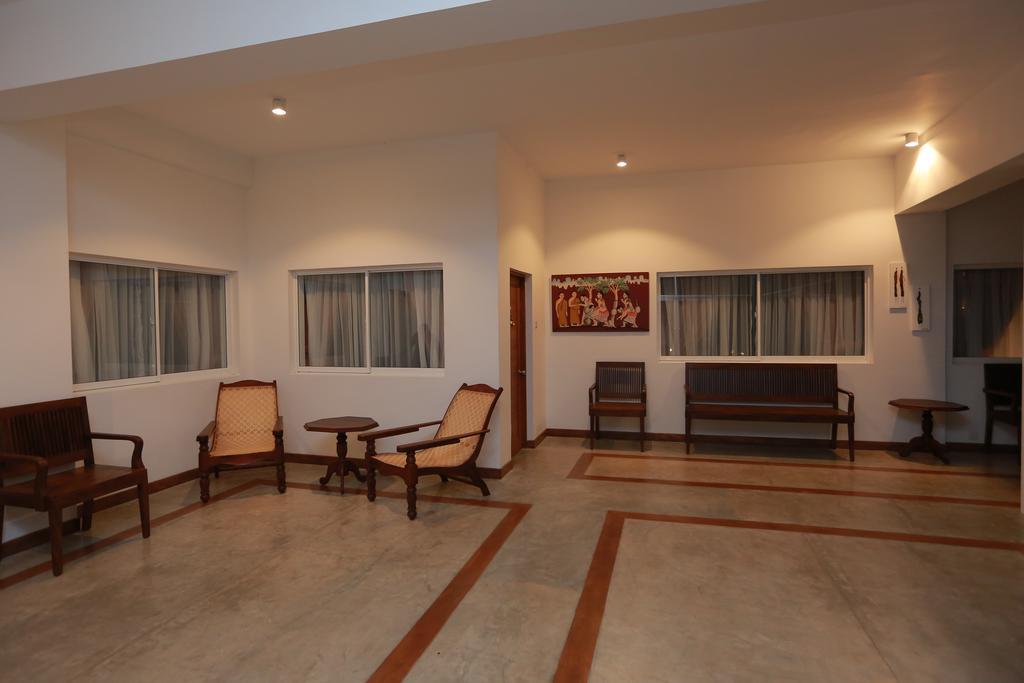 Refresh Hotel ฮิกคาดูวา ภายนอก รูปภาพ