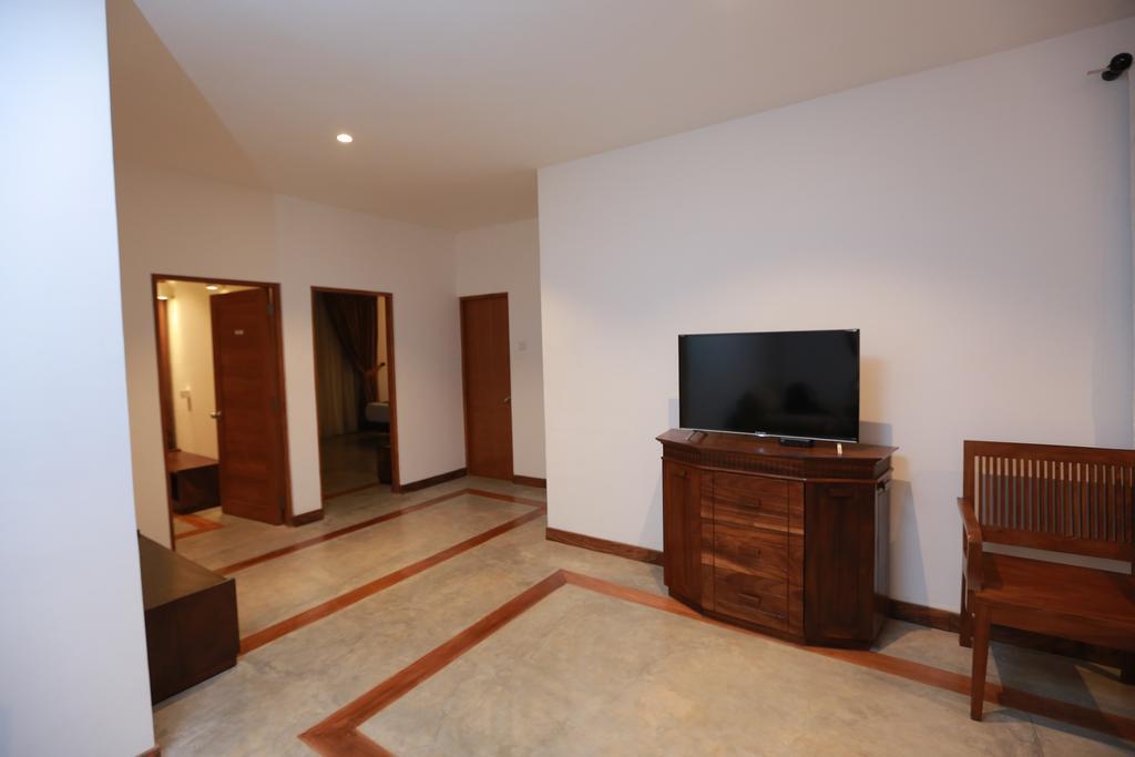 Refresh Hotel ฮิกคาดูวา ภายนอก รูปภาพ