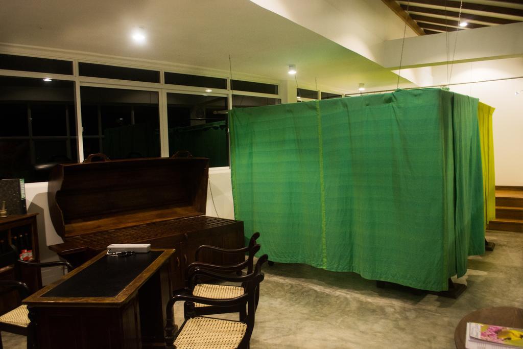 Refresh Hotel ฮิกคาดูวา ภายนอก รูปภาพ