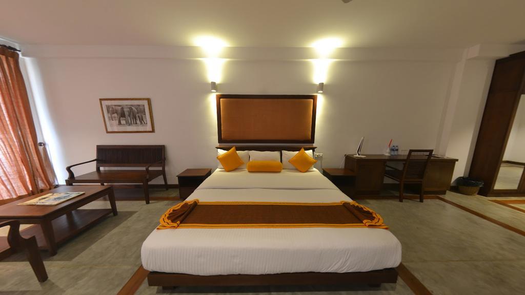 Refresh Hotel ฮิกคาดูวา ภายนอก รูปภาพ