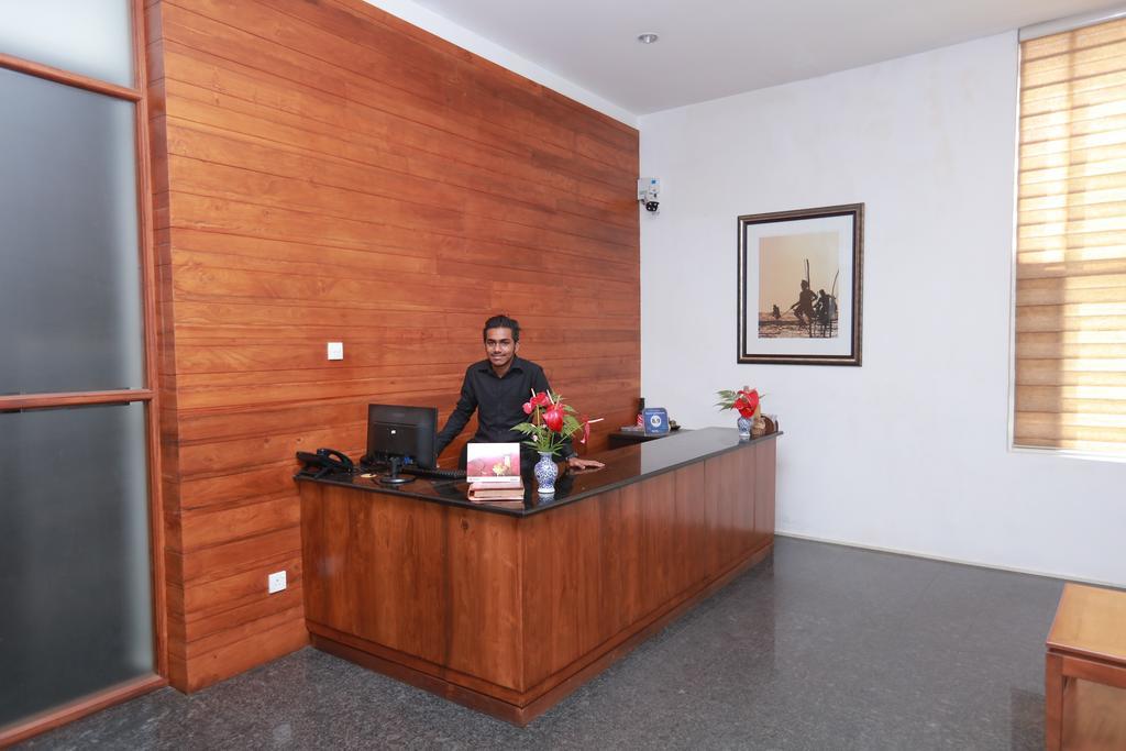 Refresh Hotel ฮิกคาดูวา ภายนอก รูปภาพ