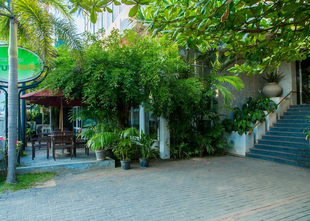 Refresh Hotel ฮิกคาดูวา ภายนอก รูปภาพ