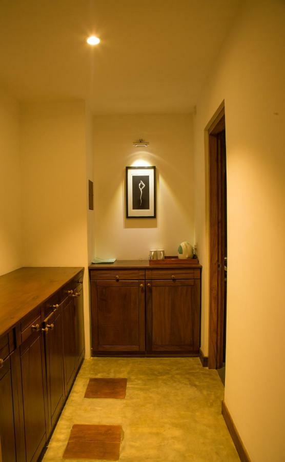 Refresh Hotel ฮิกคาดูวา ภายนอก รูปภาพ